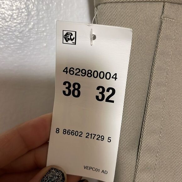 NWT dockers easy khaki pants size 38 x 32 - Picture 5 of 9